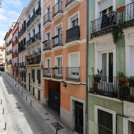 Apartamento Exterior En Lavapies Alquiler Temporal Madrid Bagian luar foto