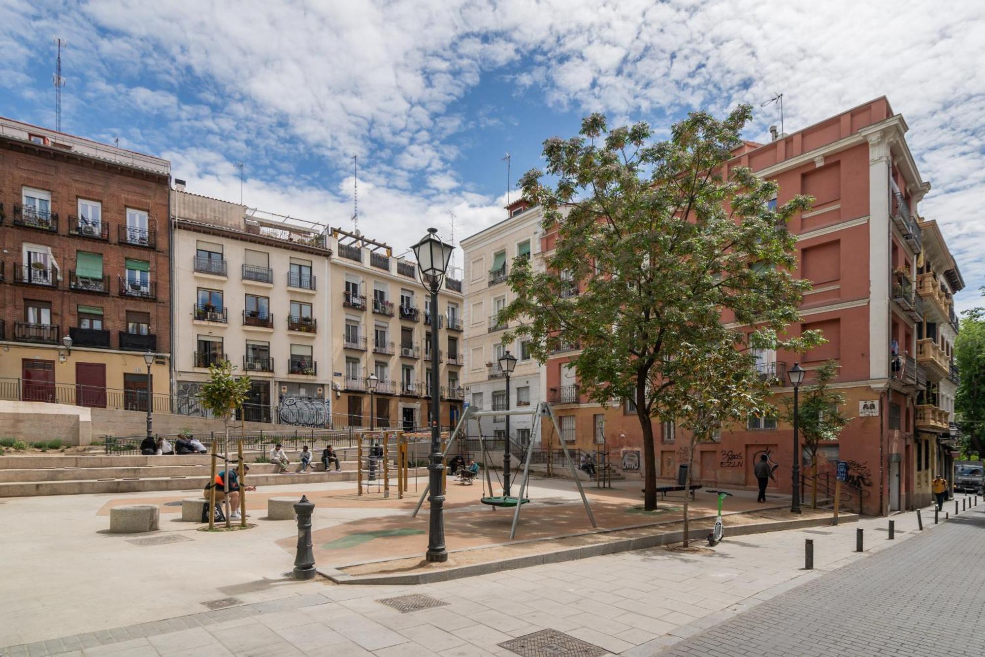 Apartamento Exterior En Lavapies Alquiler Temporal Madrid Bagian luar foto