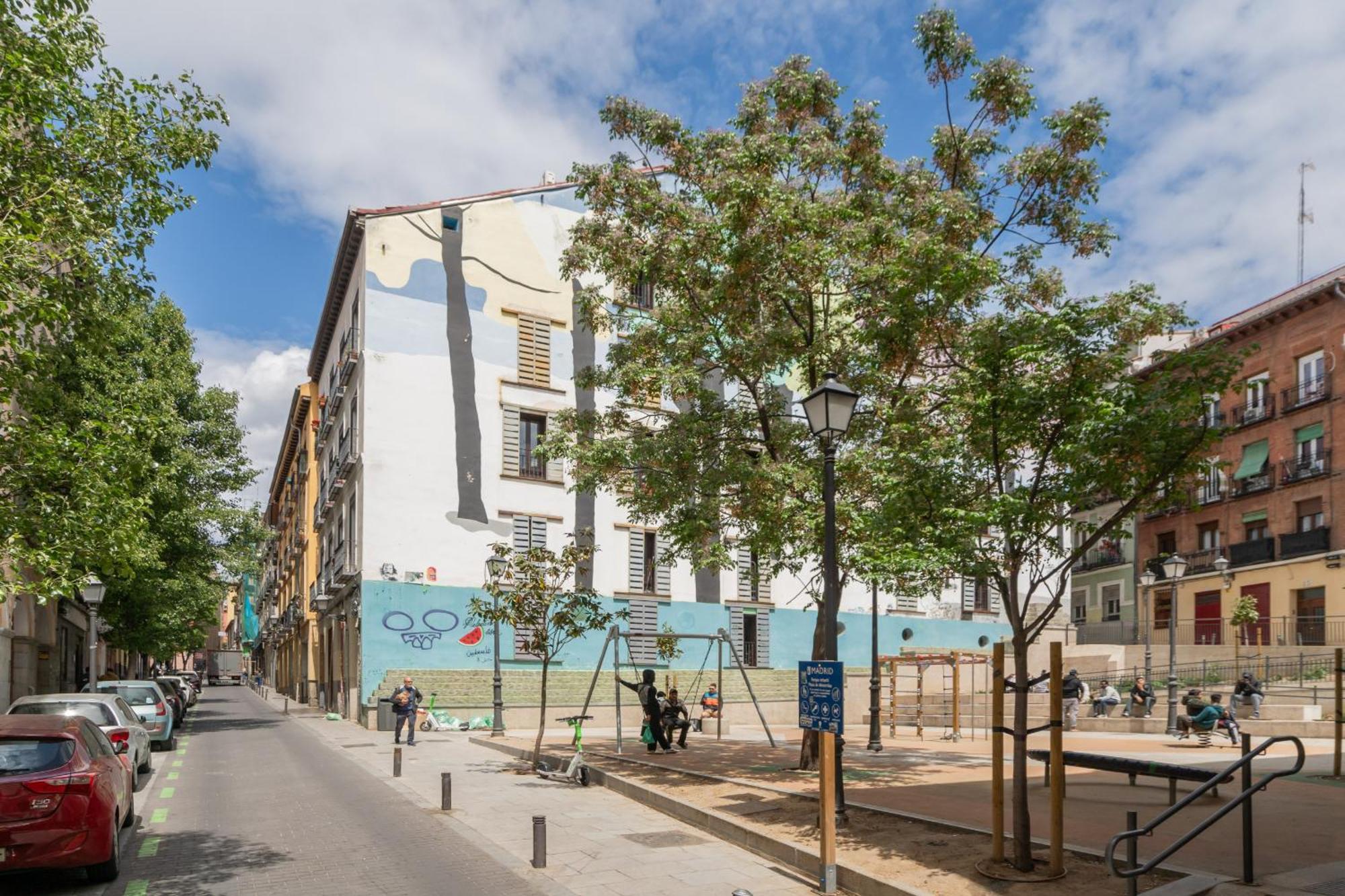 Apartamento Exterior En Lavapies Alquiler Temporal Madrid Bagian luar foto